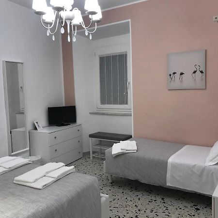 Готель Residenza Aurea Оффіда Екстер'єр фото