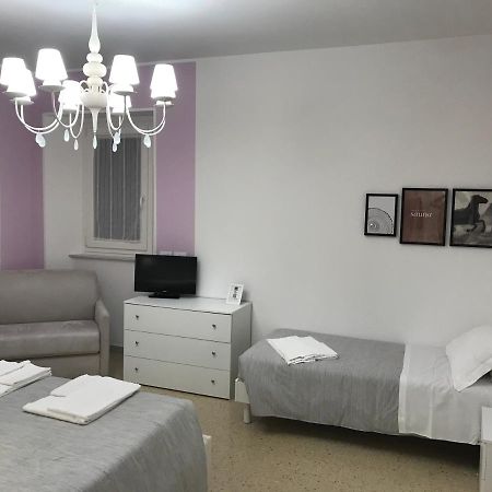 Готель Residenza Aurea Оффіда Екстер'єр фото