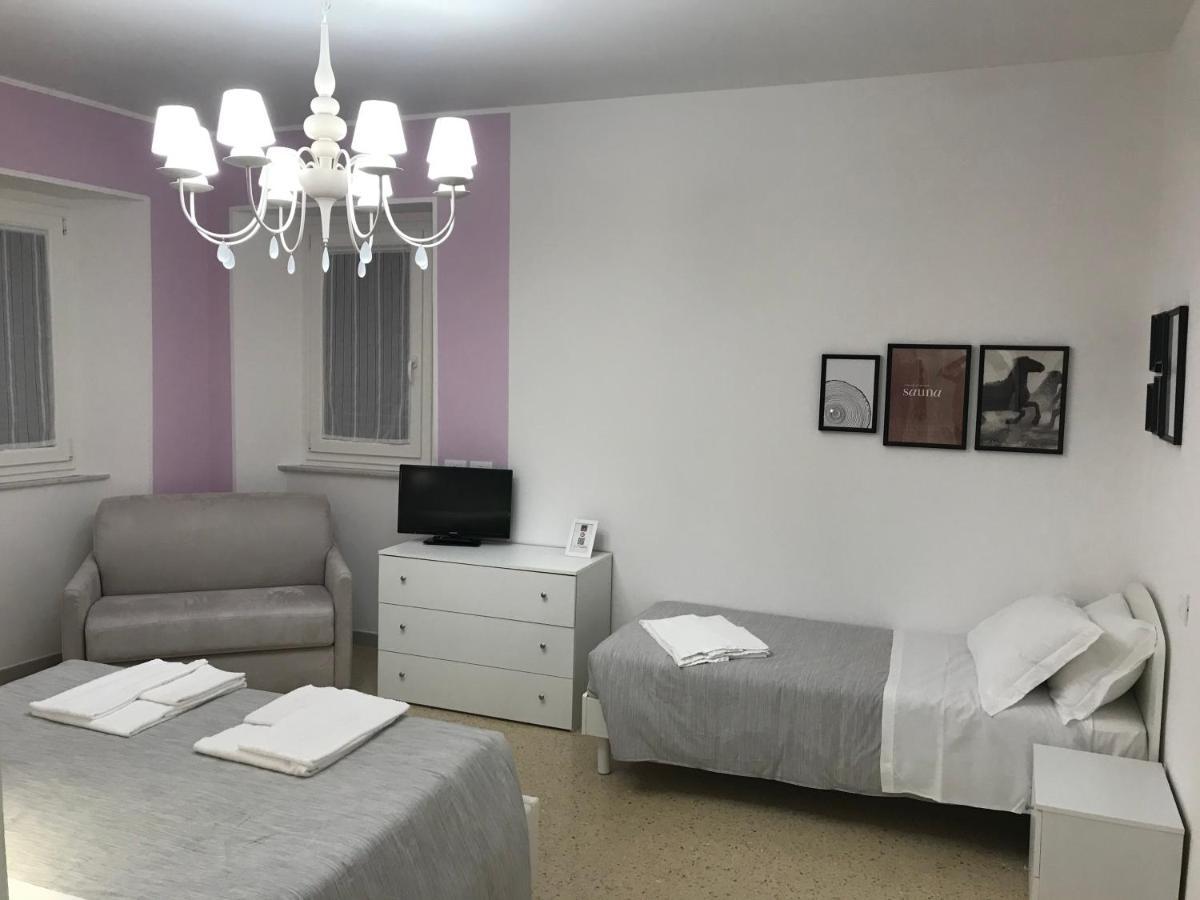 Готель Residenza Aurea Оффіда Екстер'єр фото